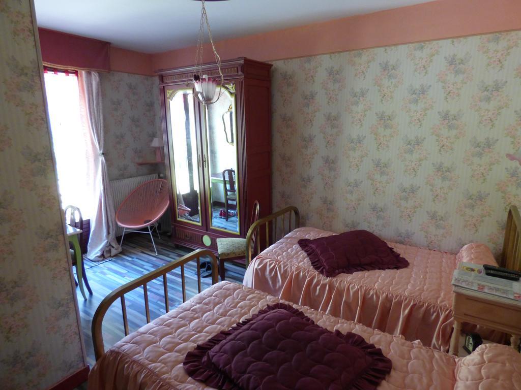 Beau Site Guimauve Et Vieilles Dentelles Bed and Breakfast Royères-Saint-Léonard Eksteriør billede