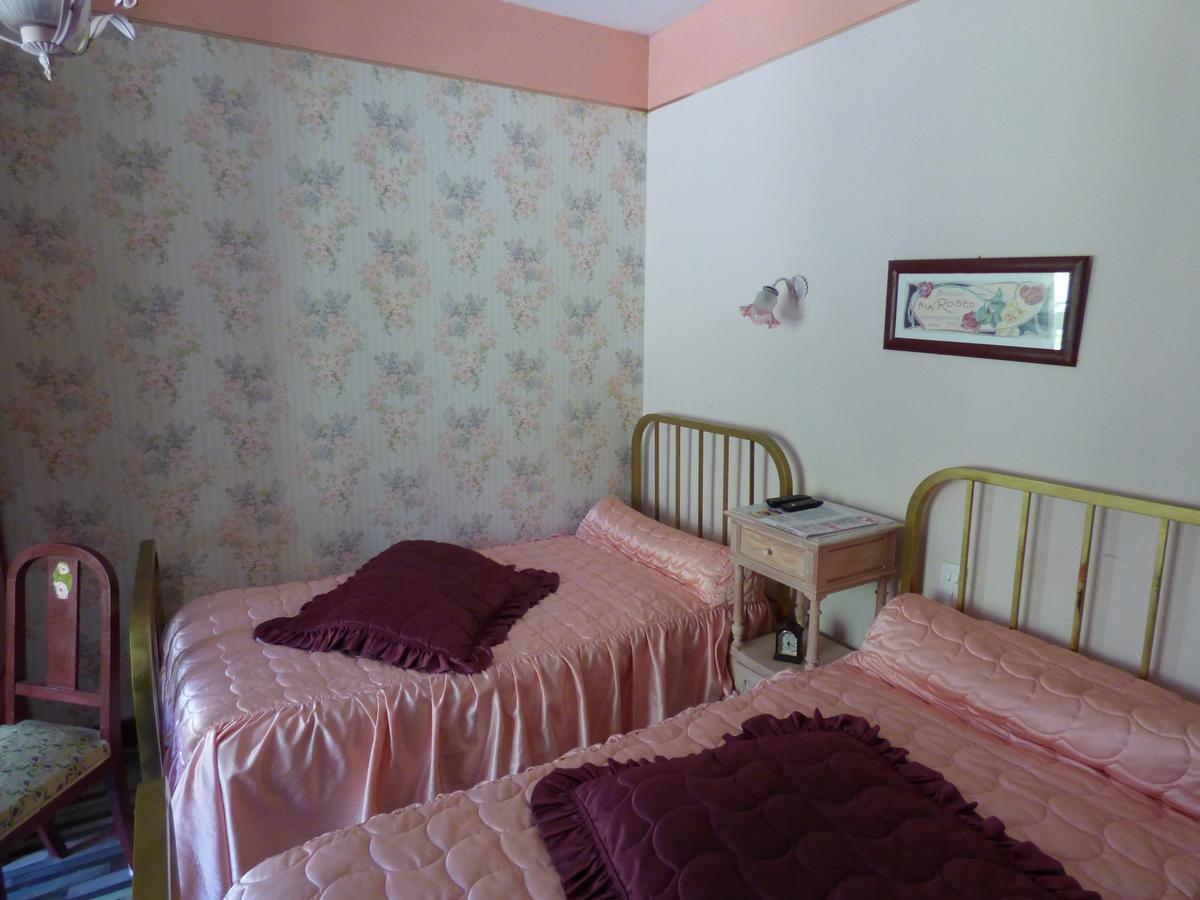 Beau Site Guimauve Et Vieilles Dentelles Bed and Breakfast Royères-Saint-Léonard Eksteriør billede